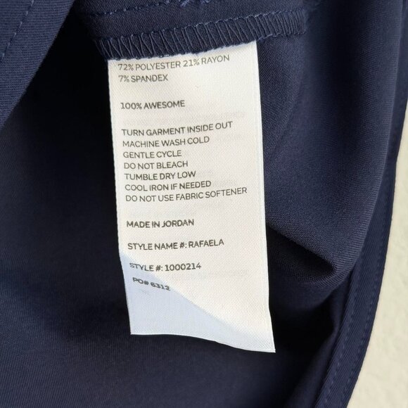 Figs Rafaela Oversized Scrub Top in Navy, Size Large - Picture 9 of 10